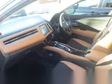2019 Honda Vezel Hybyrid Push Start Hybrid Z Honda Sensing Pearl white SUV for sale, Japanese used car export - photo 37 of 42 | GULJI TRADERS