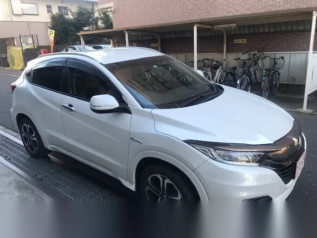 2019 Honda Vezel Hybyrid Push Start Hybrid Z Honda Sensing - photo 1 2019 Honda Vezel Hybyrid Push Start Hybrid Z Honda Sensing Pearl white SUV for sale, Japanese used car export | GULJI TRADERS