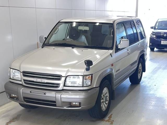 2000 Isuzu Bighorn - photo 1 2000 Isuzu Bighorn Truck for sale, Japanese used car export - photo 1 of 3 | GULJI TRADERS