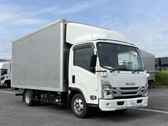 2022 Isuzu ELF Truck - photo 1 2022 Isuzu ELF Truck Truck for sale, Japanese used car export | GULJI TRADERS
