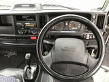 2022 Isuzu ELF Truck Truck for sale, Japanese used car export - photo 3 of 9 | GULJI TRADERS
