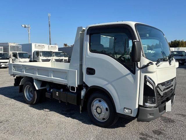 2024 Isuzu ELF Truck Truck for sale, Japanese used car export - photo 1 of 21 | GULJI TRADERS