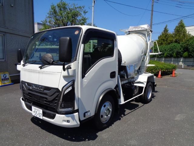 2024 Isuzu ELF Truck - photo 1 2024 Isuzu ELF Truck Truck for sale, Japanese used car export | GULJI TRADERS