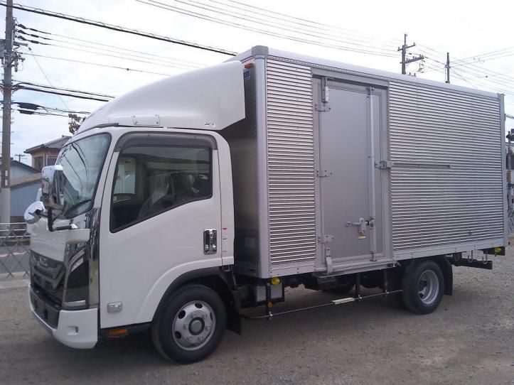 2025 Isuzu ELF Truck - photo 1 2025 Isuzu ELF Truck Truck for sale, Japanese used car export - photo 1 of 21 | GULJI TRADERS