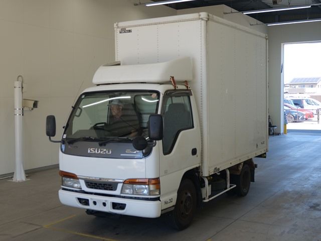2004 Isuzu ELF VAN 4WD - photo 1 2004 Isuzu ELF VAN 4WD Truck for sale, Japanese used car export | GULJI TRADERS