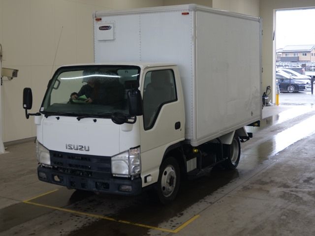 2009 Isuzu ELF VAN 4WD Truck for sale, Japanese used car export - photo 1 of 2 | GULJI TRADERS