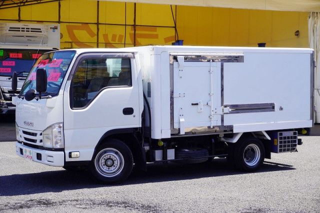 2015 Isuzu ELF VAN - photo 1 2015 Isuzu ELF VAN Truck for sale, Japanese used car export | GULJI TRADERS