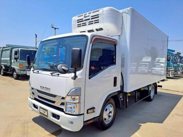 2023 Isuzu ELF VAN - photo 1 2023 Isuzu ELF VAN Truck for sale, Japanese used car export | GULJI TRADERS