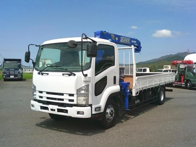 2011 Isuzu Forward - photo 1 2011 Isuzu Forward Truck for sale, Japanese used car export | GULJI TRADERS