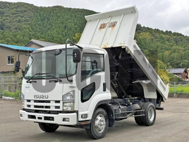 2011 Isuzu Forward - photo 1 2011 Isuzu Forward Truck for sale, Japanese used car export - photo 1 of 21 | GULJI TRADERS
