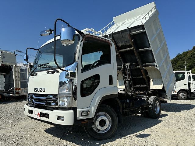 2013 Isuzu Forward Truck for sale, Japanese used car export - photo 1 of 71 | GULJI TRADERS