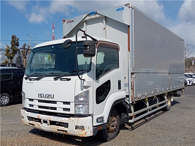 2013 Isuzu Forward - photo 1 2013 Isuzu Forward Truck for sale, Japanese used car export - photo 1 of 31 | GULJI TRADERS