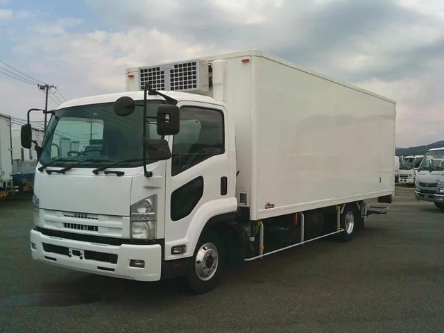 2013 Isuzu Forward - photo 1 2013 Isuzu Forward Truck for sale, Japanese used car export | GULJI TRADERS