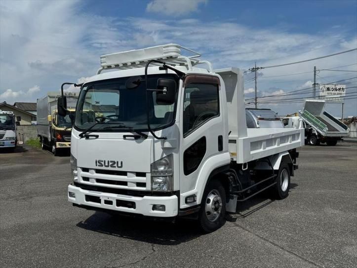2013 Isuzu Forward - photo 1 2013 Isuzu Forward Truck for sale, Japanese used car export - photo 1 of 21 | GULJI TRADERS