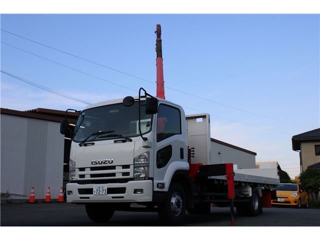 2014 Isuzu Forward 1.75t - photo 1 2014 Isuzu Forward 1.75t Truck for sale, Japanese used car export | GULJI TRADERS