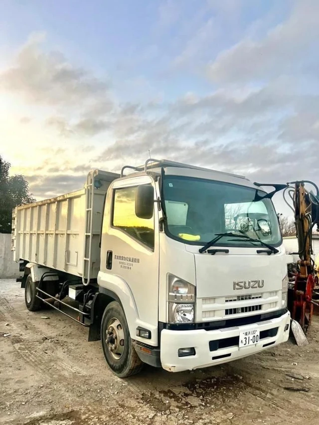 2014 Isuzu Forward - photo 1 2014 Isuzu Forward Truck for sale, Japanese used car export | GULJI TRADERS