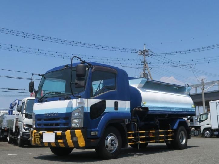 2014 Isuzu Forward - photo 1 2014 Isuzu Forward Truck for sale, Japanese used car export - photo 1 of 21 | GULJI TRADERS