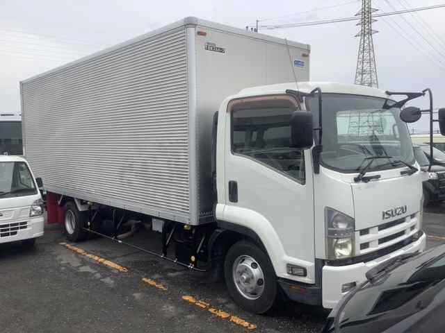 2014 Isuzu Forward Truck for sale, Japanese used car export - photo 1 of 5 | GULJI TRADERS