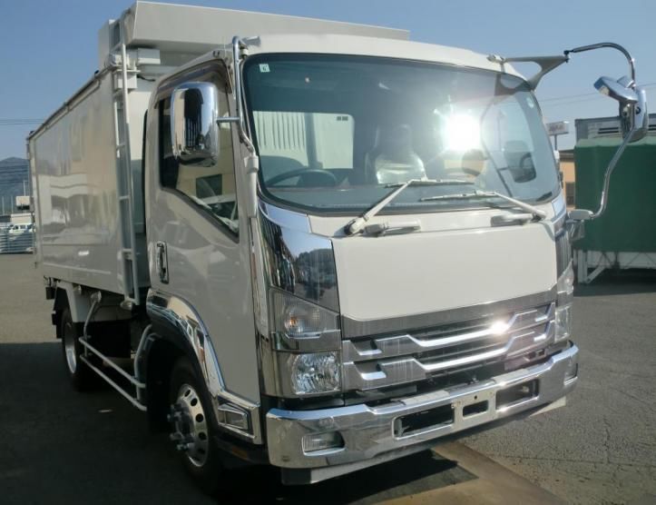 2015 Isuzu Forward Truck for sale, Japanese used car export - photo 1 of 21 | GULJI TRADERS