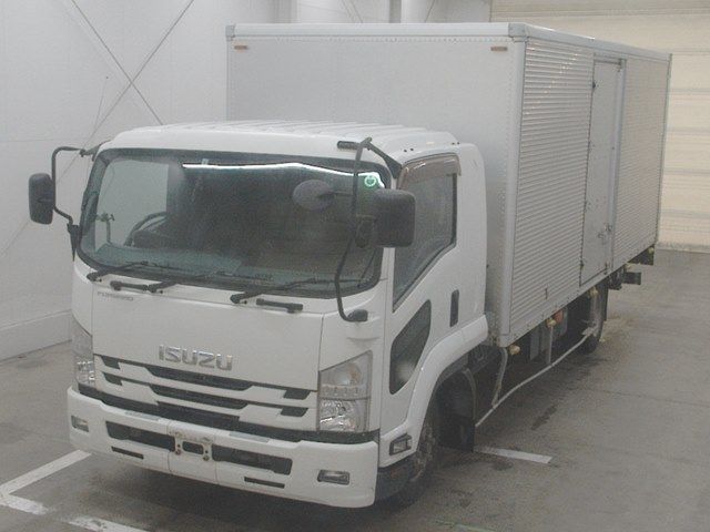 2015 Isuzu Forward - photo 1 2015 Isuzu Forward Truck for sale, Japanese used car export - photo 1 of 8 | GULJI TRADERS