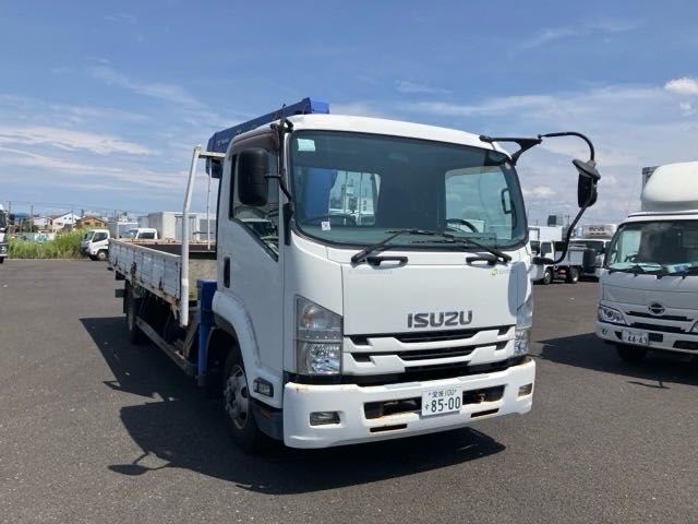 2016 Isuzu Forward - photo 1 2016 Isuzu Forward Truck for sale, Japanese used car export - photo 1 of 26 | GULJI TRADERS