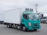 2016 Isuzu Forward 2WD Truck for sale, Japanese used car export - photo 2 of 25 | GULJI TRADERS