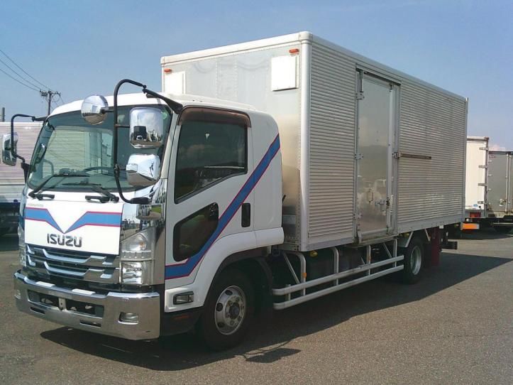 2016 Isuzu Forward - photo 1 2016 Isuzu Forward Truck for sale, Japanese used car export - photo 1 of 21 | GULJI TRADERS