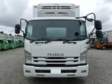 2016 Isuzu Forward Truck for sale, Japanese used car export - photo 2 of 21 | GULJI TRADERS