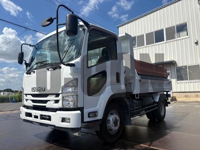 2016 Isuzu Forward - photo 1 2016 Isuzu Forward Truck for sale, Japanese used car export | GULJI TRADERS