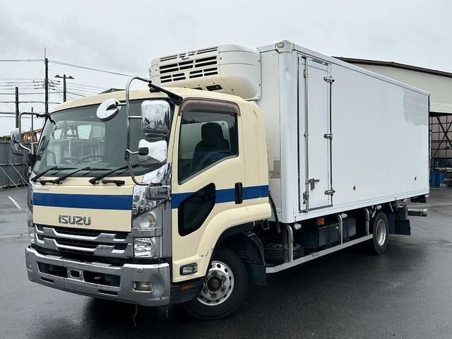 2016 Isuzu Forward - photo 1 2016 Isuzu Forward Truck for sale, Japanese used car export - photo 1 of 21 | GULJI TRADERS