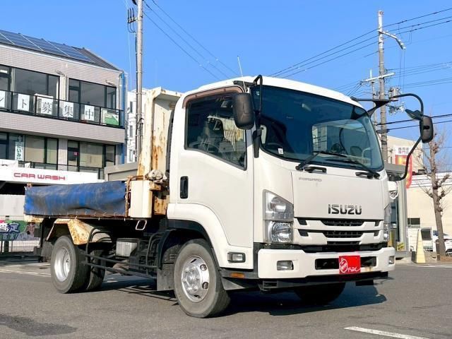 2016 Isuzu Forward 4.0t - photo 1 2016 Isuzu Forward 4.0t Truck for sale, Japanese used car export | GULJI TRADERS