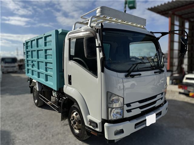 2017 Isuzu Forward Truck for sale, Japanese used car export - photo 1 of 23 | GULJI TRADERS