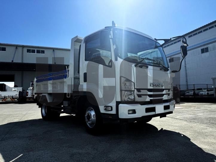 2017 Isuzu Forward Truck for sale, Japanese used car export - photo 1 of 21 | GULJI TRADERS
