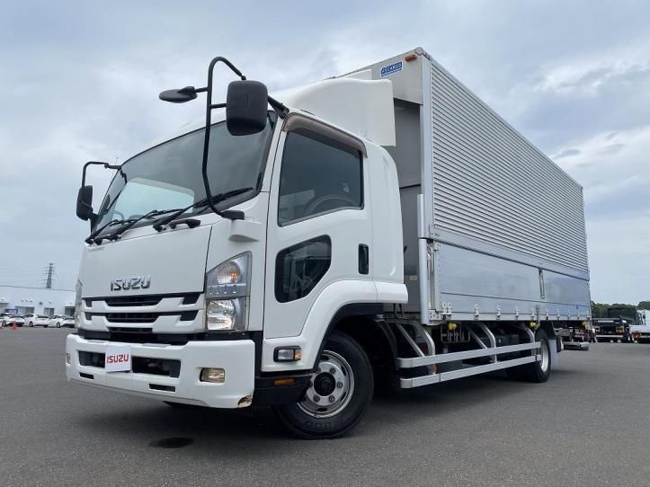 2017 Isuzu Forward Wide Wide Truck for sale, Japanese used car export - photo 1 of 20 | GULJI TRADERS