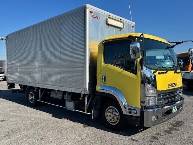 2017 Isuzu Forward - photo 1 2017 Isuzu Forward Truck for sale, Japanese used car export | GULJI TRADERS