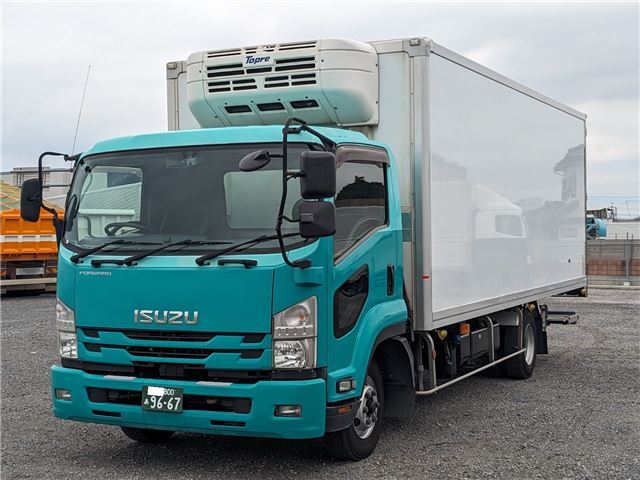 2018 Isuzu Forward Truck for sale, Japanese used car export - photo 1 of 50 | GULJI TRADERS