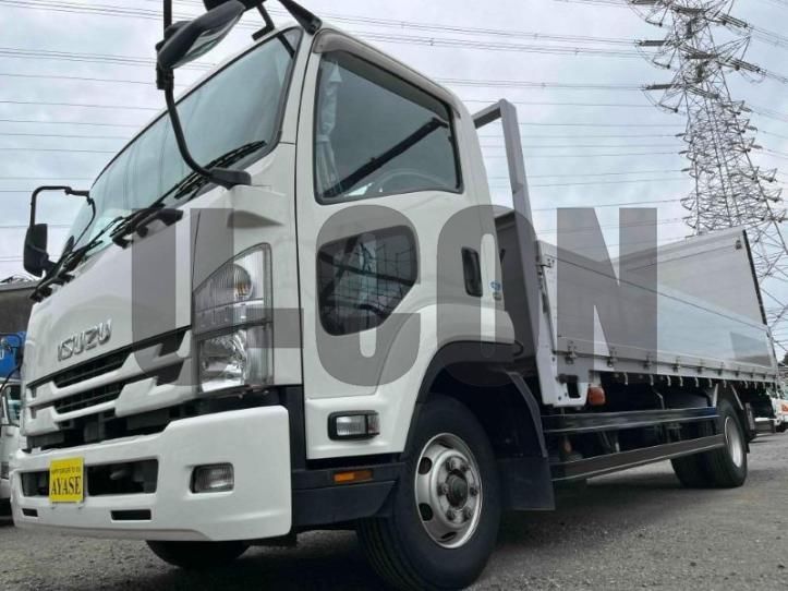 2018 Isuzu Forward Wide - photo 1 2018 Isuzu Forward Wide Truck for sale, Japanese used car export - photo 1 of 21 | GULJI TRADERS