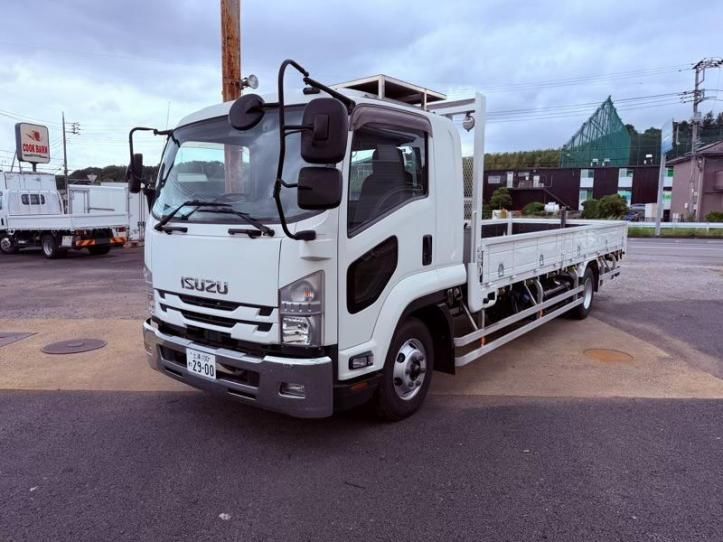 2018 Isuzu Forward - photo 1 2018 Isuzu Forward Truck for sale, Japanese used car export - photo 1 of 21 | GULJI TRADERS