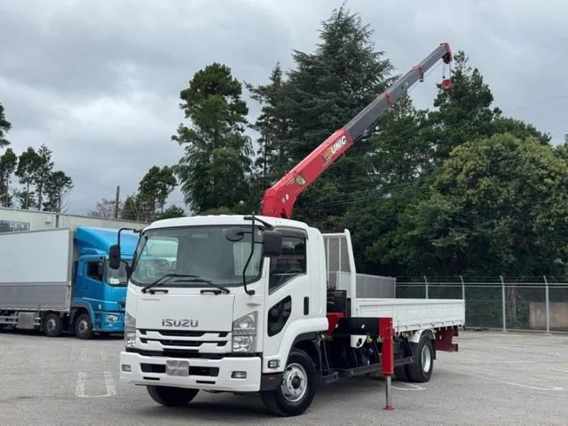 2018 Isuzu Forward - photo 1 2018 Isuzu Forward Truck for sale, Japanese used car export | GULJI TRADERS