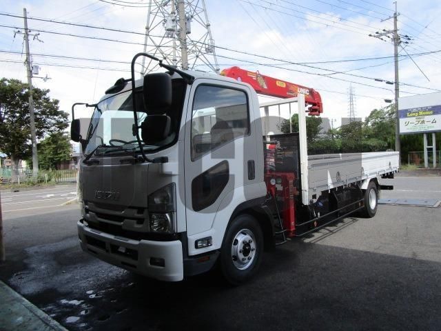 2019 Isuzu Forward - photo 1 2019 Isuzu Forward Truck for sale, Japanese used car export - photo 1 of 21 | GULJI TRADERS