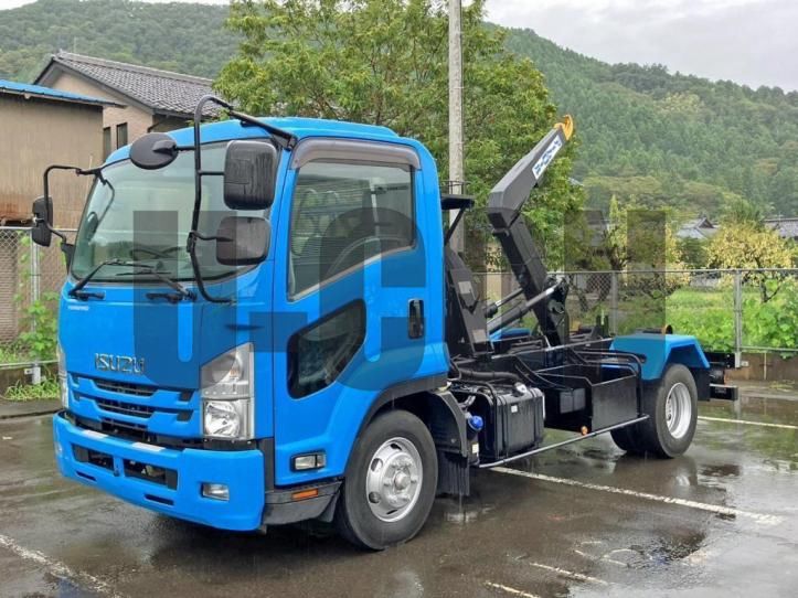 2020 Isuzu Forward Truck for sale, Japanese used car export - photo 1 of 21 | GULJI TRADERS