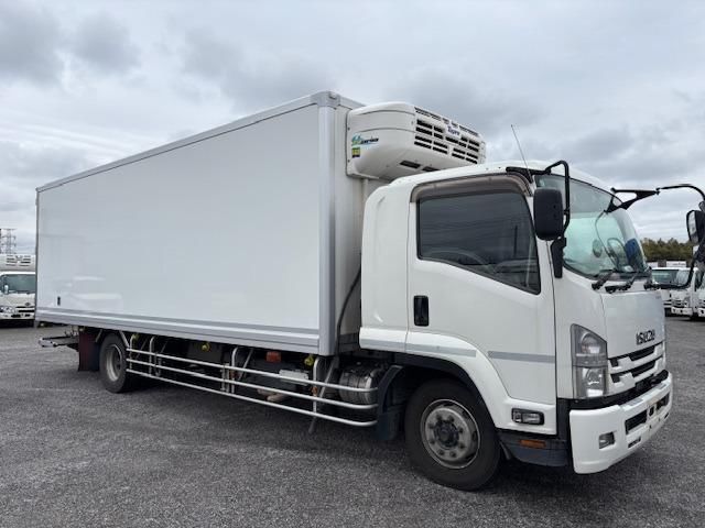 2021 Isuzu Forward - photo 1 2021 Isuzu Forward Truck for sale, Japanese used car export | GULJI TRADERS