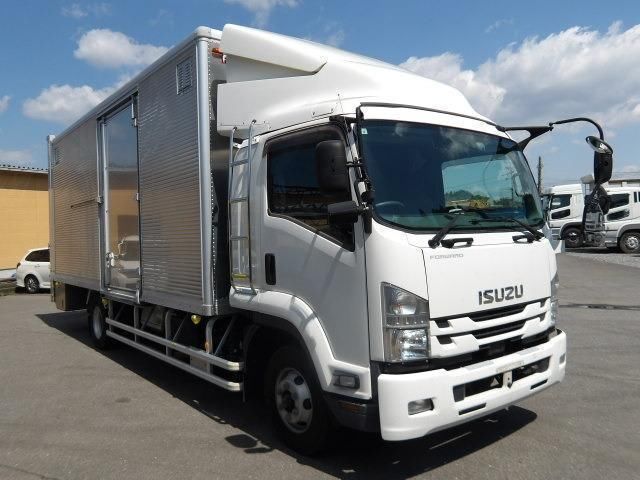 2021 Isuzu Forward - photo 1 2021 Isuzu Forward Truck for sale, Japanese used car export - photo 1 of 21 | GULJI TRADERS