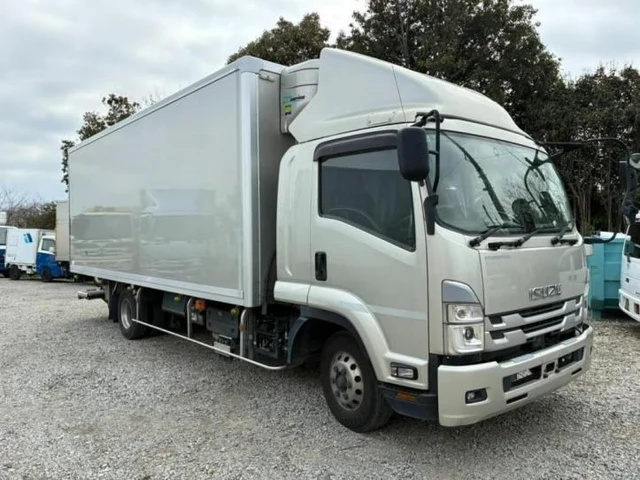 2022 Isuzu Forward - photo 1 2022 Isuzu Forward Truck for sale, Japanese used car export | GULJI TRADERS