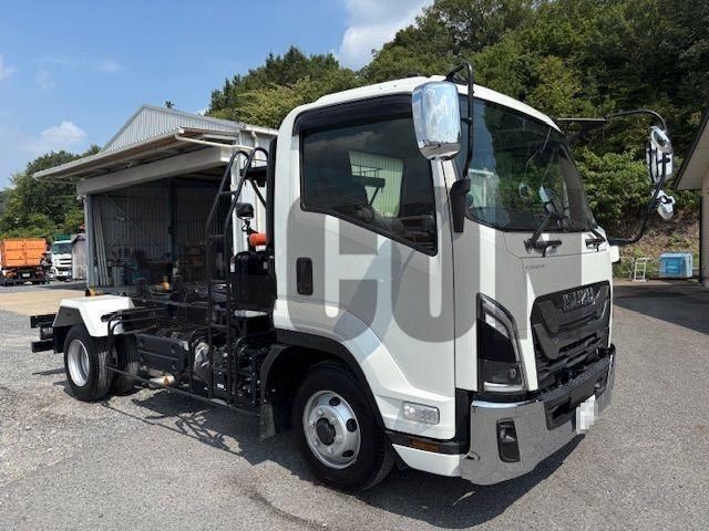 2024 Isuzu Forward - photo 1 2024 Isuzu Forward Truck for sale, Japanese used car export | GULJI TRADERS