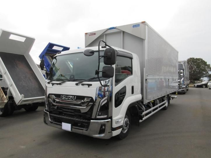 2024 Isuzu Forward Truck for sale, Japanese used car export - photo 1 of 21 | GULJI TRADERS