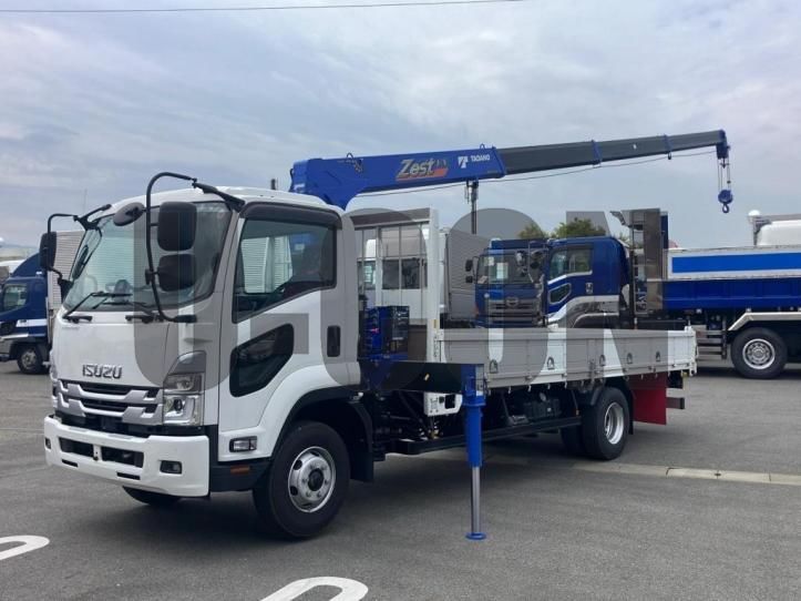 2024 Isuzu Forward Truck for sale, Japanese used car export - photo 1 of 21 | GULJI TRADERS