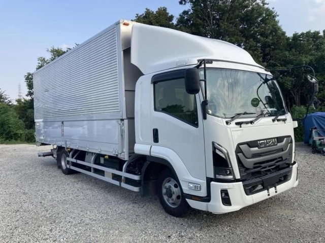 2024 Isuzu Forward - photo 1 2024 Isuzu Forward Truck for sale, Japanese used car export | GULJI TRADERS