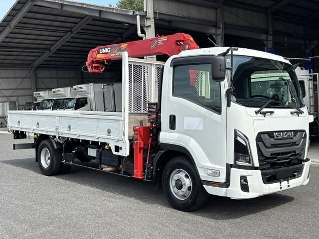 2024 Isuzu Forward - photo 1 2024 Isuzu Forward Truck for sale, Japanese used car export - photo 1 of 21 | GULJI TRADERS