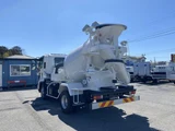 2025 Isuzu Forward Truck for sale, Japanese used car export - photo 6 of 21 | GULJI TRADERS